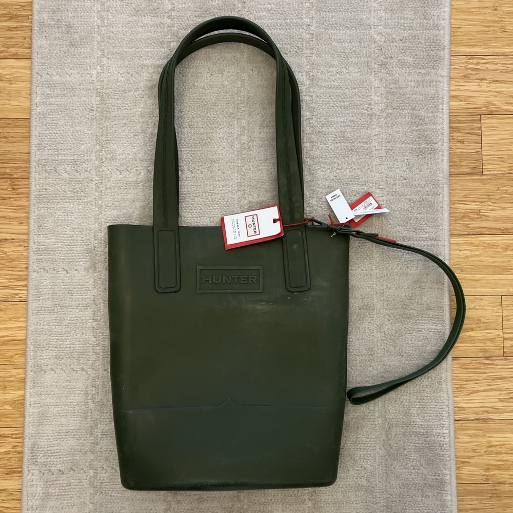 Hunter X Target Olive Green Heavy Duty Rubber Tote Bag NWT with Lanyard